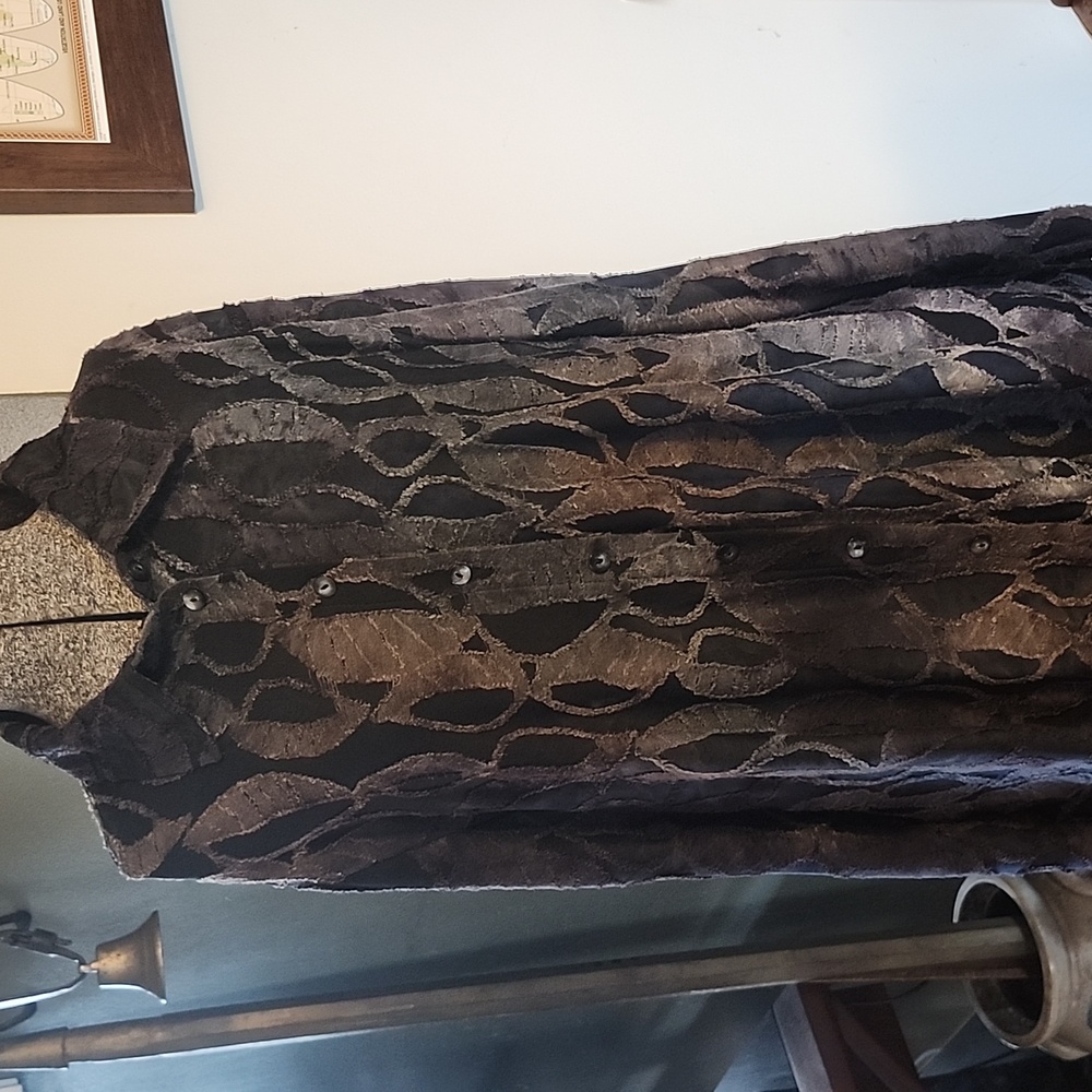 SNO SKINS Button-Up Blouse XXL